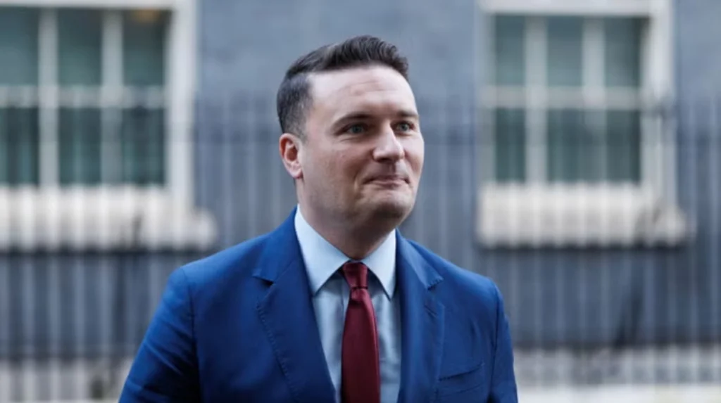 Health Secretary Wes Streeting calls BMA behavior ‘juvenile’ amid festive doctors’ strikes
