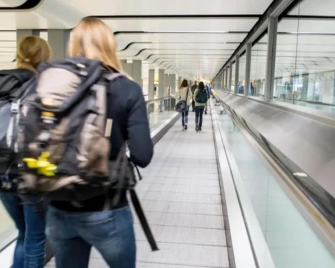 Heathrow reports 90,000 passenger drop due to new ETA system