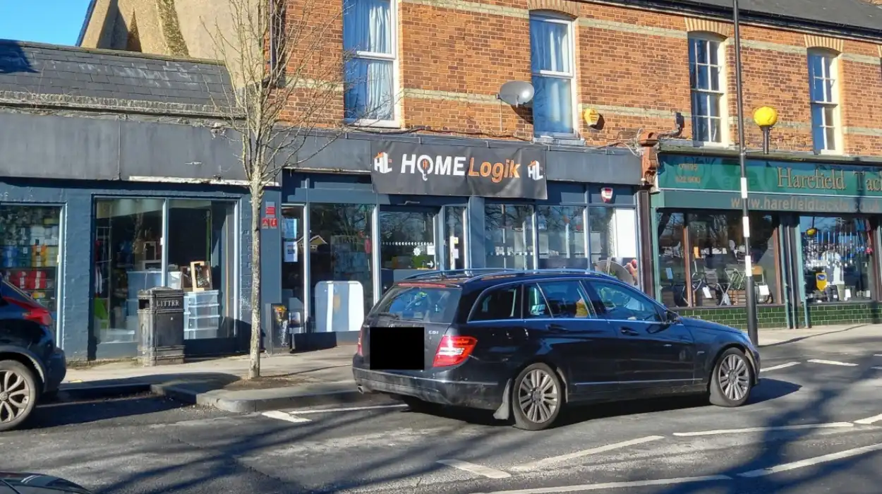 Hillingdon Council grants licence for new spar shop in Harefield
