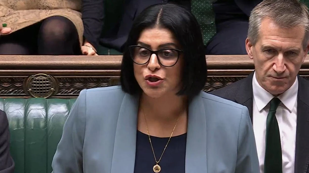 Home Secretary Shabana Mahmood to ban non-citizens from benefits