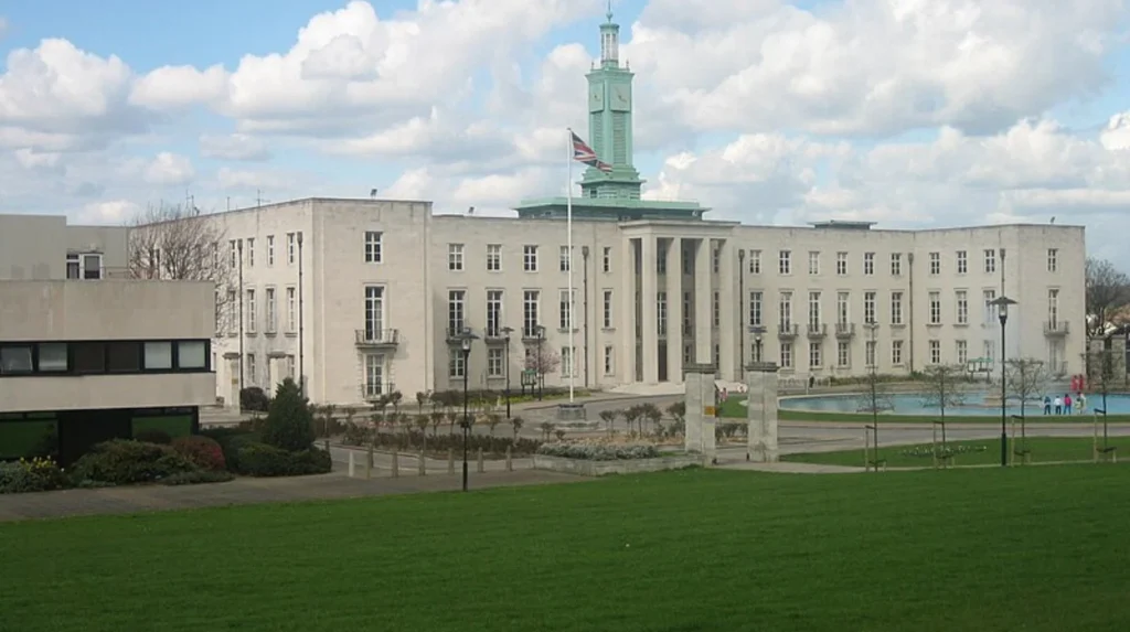 Homeless family wins £7000 payout from Waltham Forest