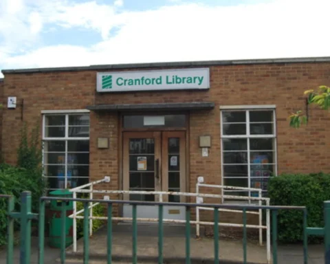 Hounslow’s Meadowbank hub welcomes Cranford library