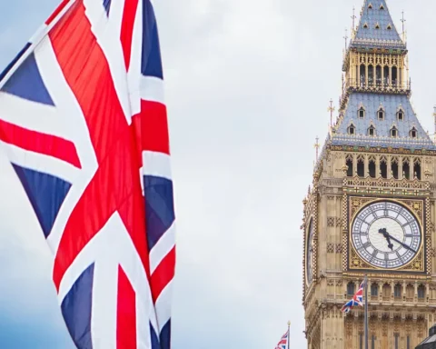 How does the British government work Monarchy to democracy