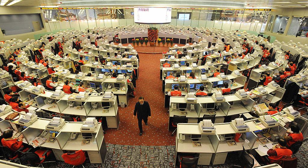 Hong Kong Trade Advantages Gain Global Momentum – Hong Kong 2026 1 Hong Kong trade advantages reflected in busy port cargo operations