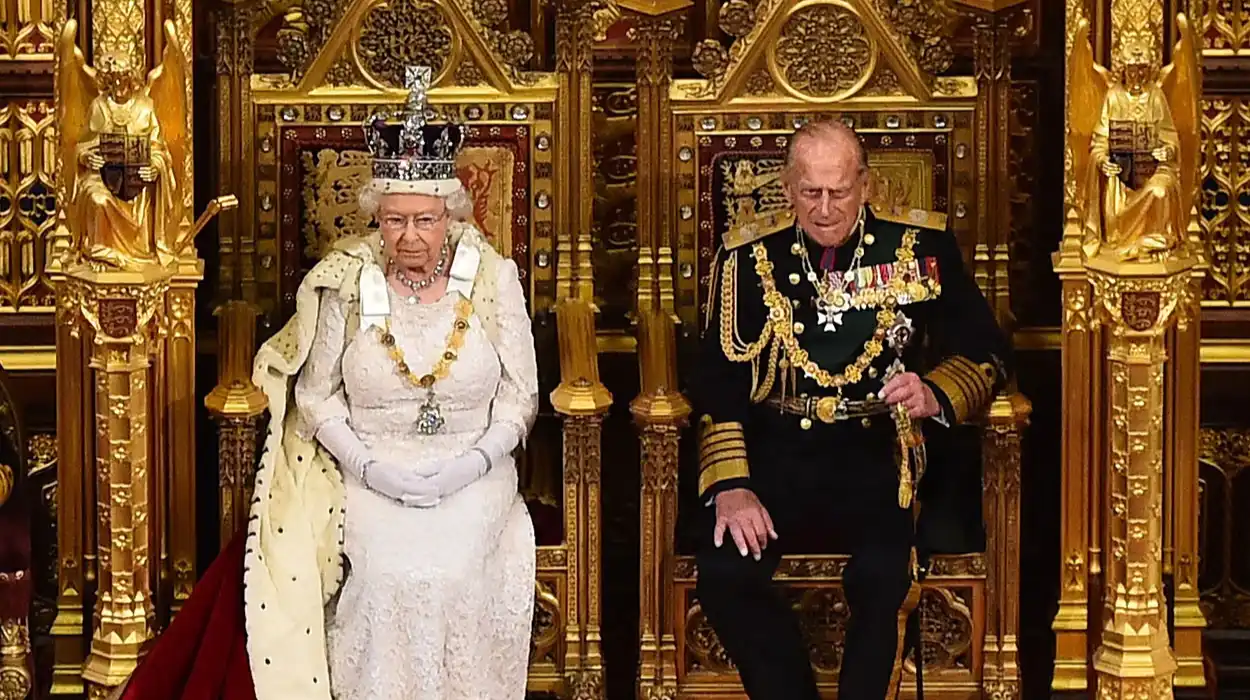 Is the UK a constitutional monarchy?