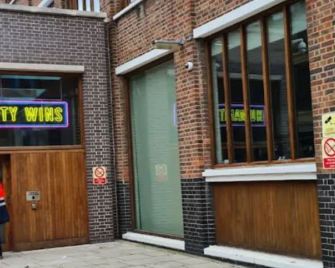 Islington residents angry at Amnesty’s live‑music and bar proposal