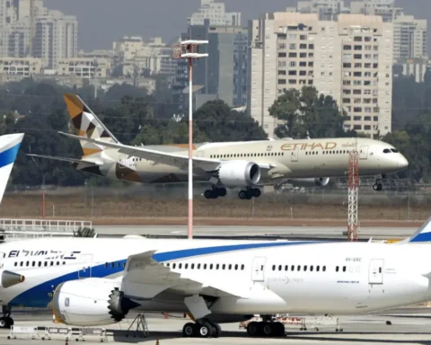 Israel lauds UAE delegation visit as ‘making history’, Palestinians deem it ‘shameful’