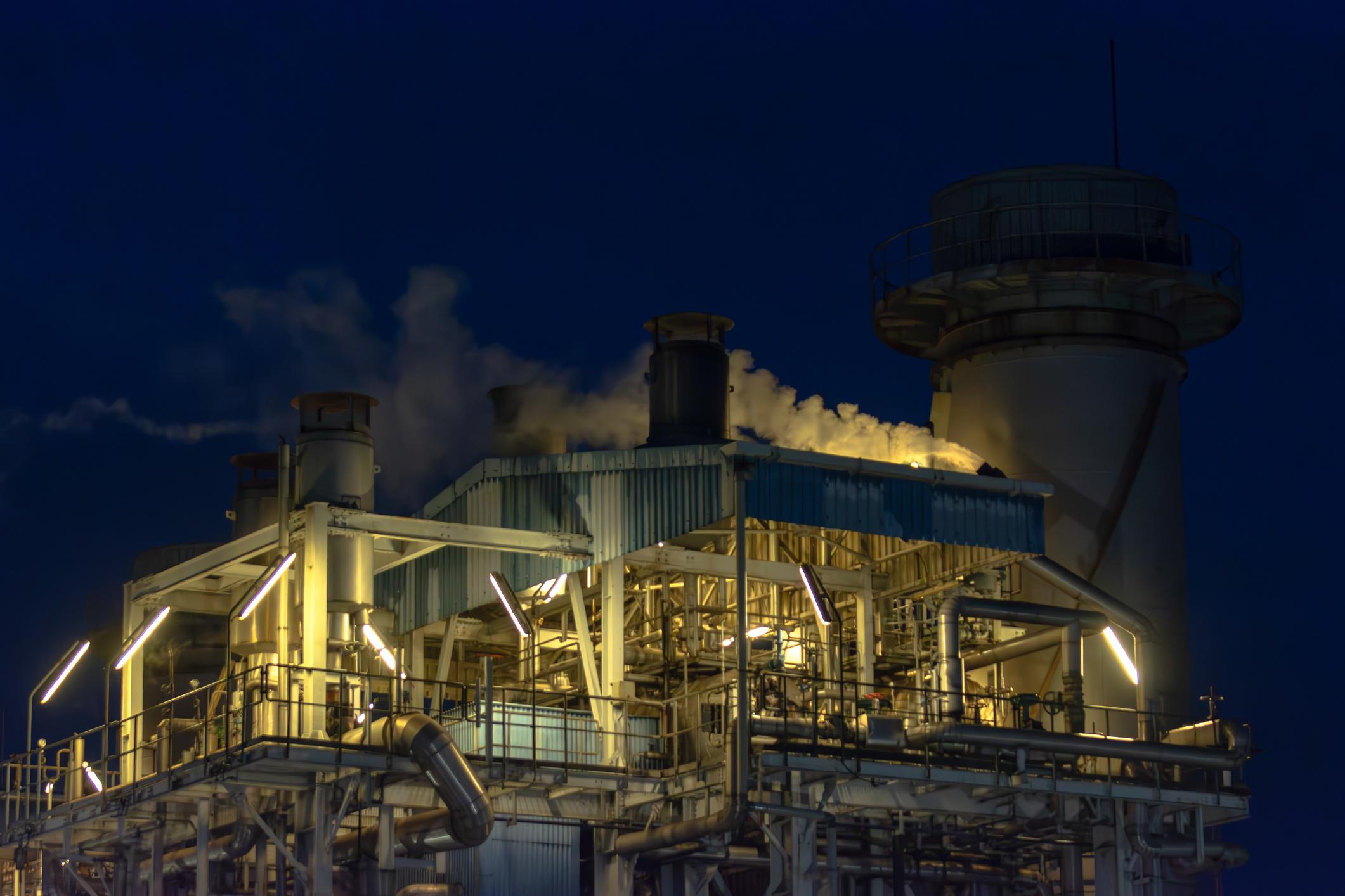 BREAKING: Trump Threatens Strike on Hormuz Power Plants—Global War Fears Surge 1 Strait of Hormuz energy crisis 2026 linked to Trump Hormuz power plant threat tensions