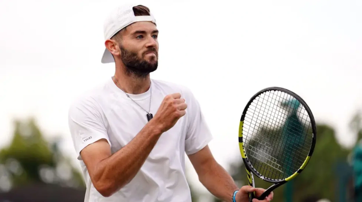 Jacob Fearnley's Gritty Battle After Heavy Fall