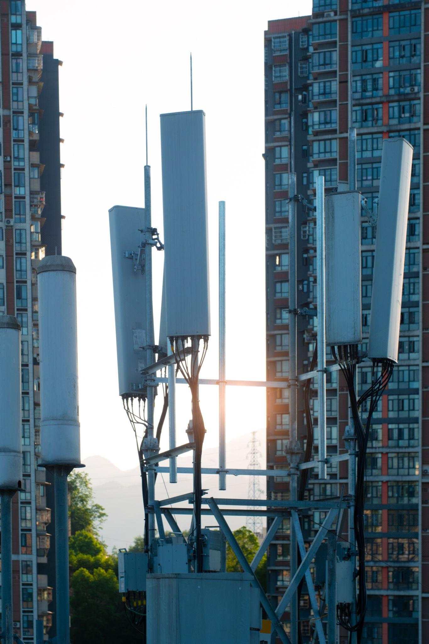 Telecom Innovation Trends Surge as T-Mobile Unveils Starlink-Backed Broadband for Businesses, Boosting Reliability and Competition Brussels 2026 3 urban 5G small cell infrastructure highlighting telecom innovation trends