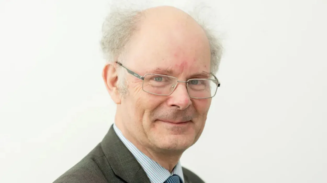 John Curtice warns police probe may weaken SNP election bid