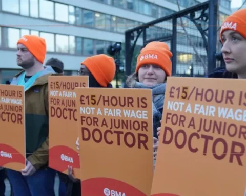 Junior Doctors in England to Strike for Five Days in February