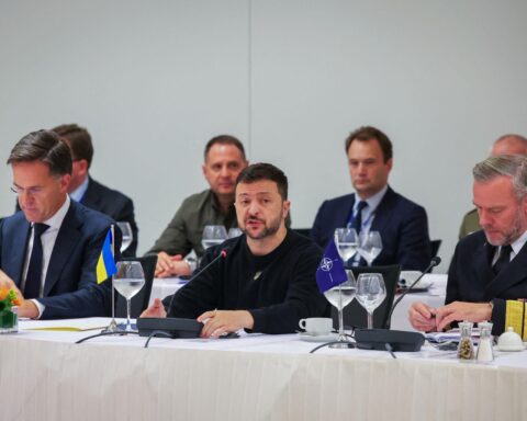 Ukrainian officials meeting Western leaders as part of Ukraine geopolitical strategy talks