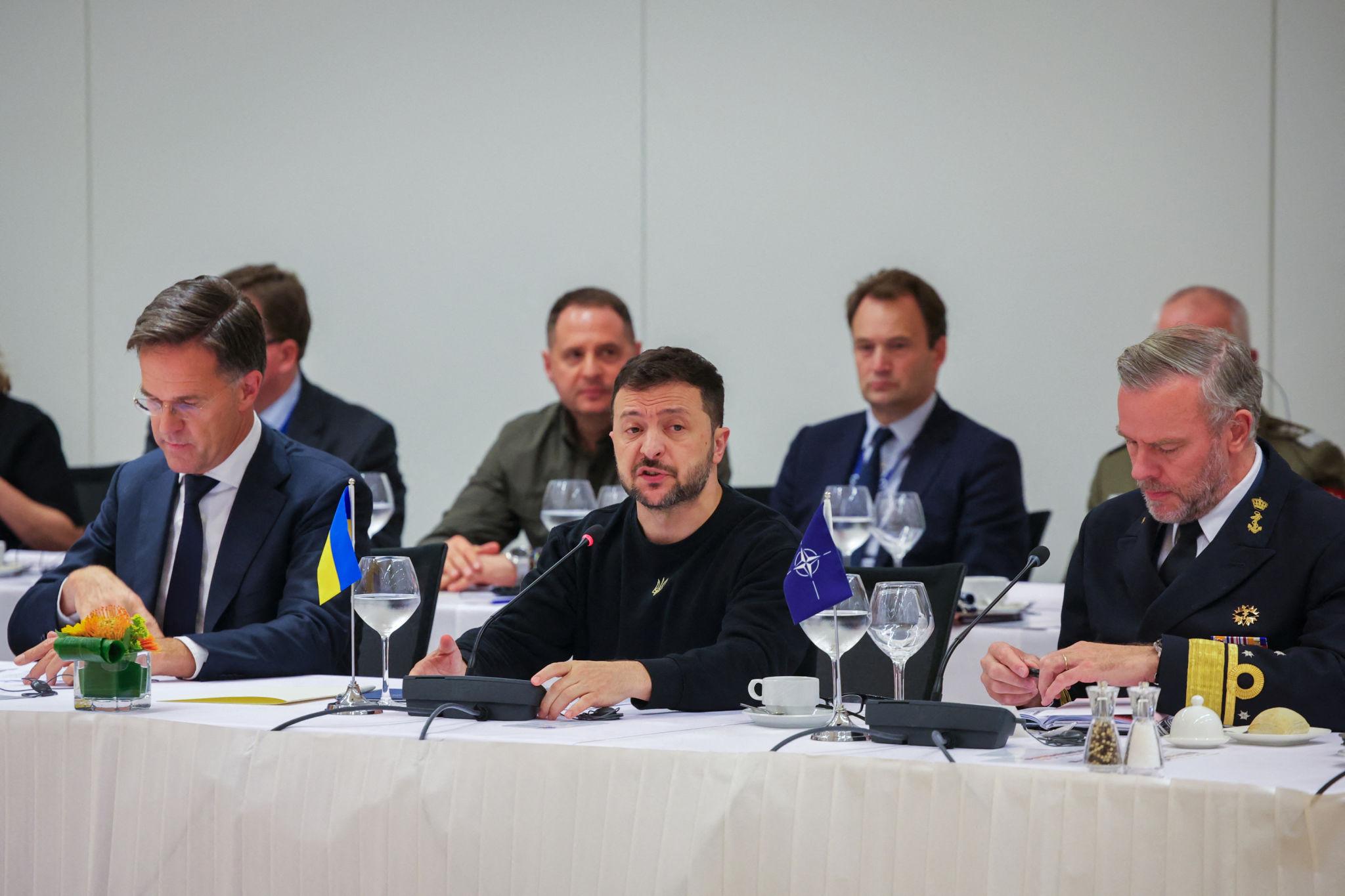 Ukrainian officials meeting Western leaders as part of Ukraine geopolitical strategy talks