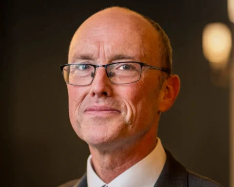 Keir Starmer faces calls to scrap Islamophobia definition