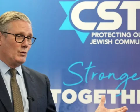 Keir Starmer launches NHS probe into antisemitism cases