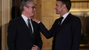 Keir Starmer to co-host Ukraine summit as Macron warns Russia