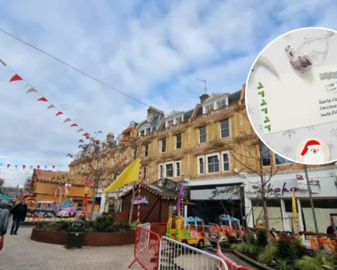 Kids post letters to santa at Bromley High Street