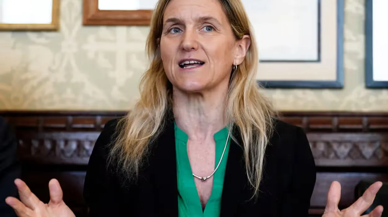 Kim Leadbeater rejects claim on dying bill opposition