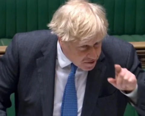 Boris Johnson attacks Keir Starmer over far-right protests and immigration