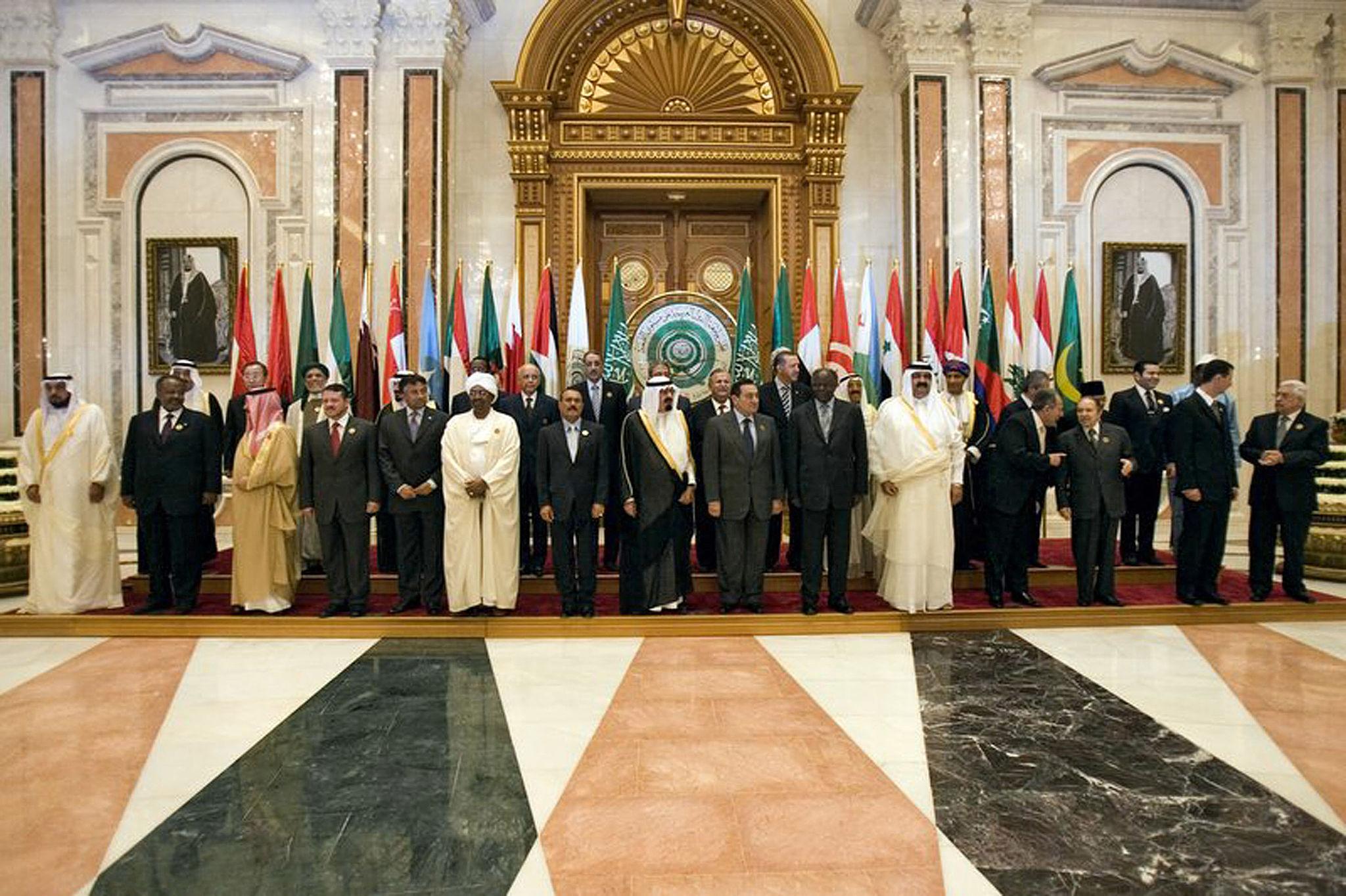 UAE geopolitical strategy meeting of leaders discussing international relations shift