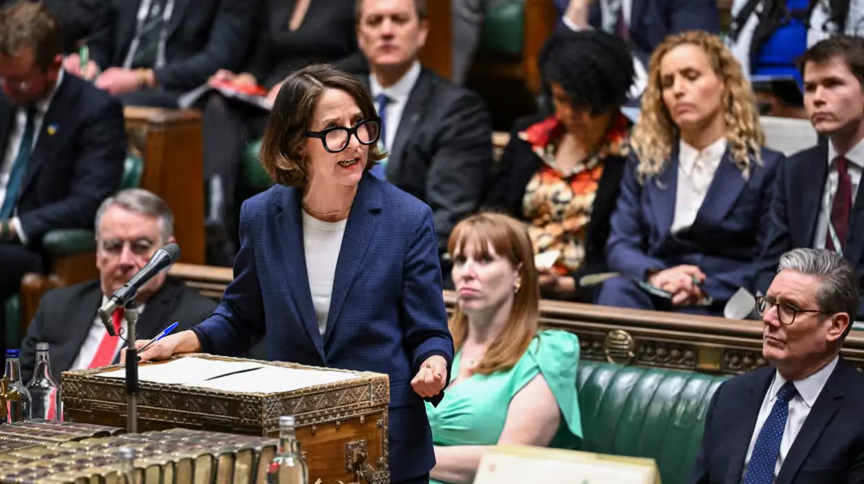 Labour MPs criticize briefings against female ministers