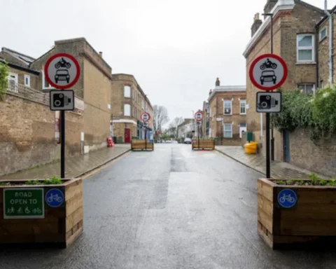 Labour drops Investigation into LTN community impact