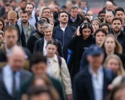 Labour must prioritize pay and employment rights, TUC chief warns