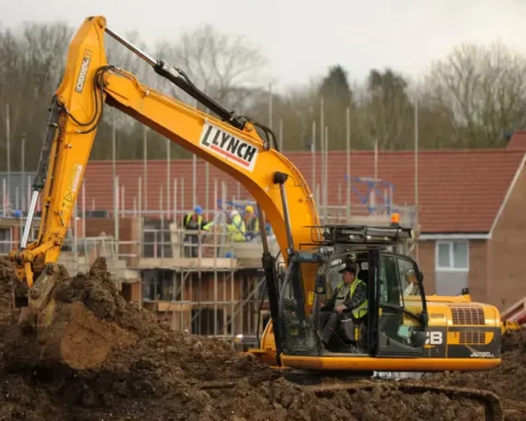 Labour urged to adopt radical reforms to achieve 1.5 million housing goal