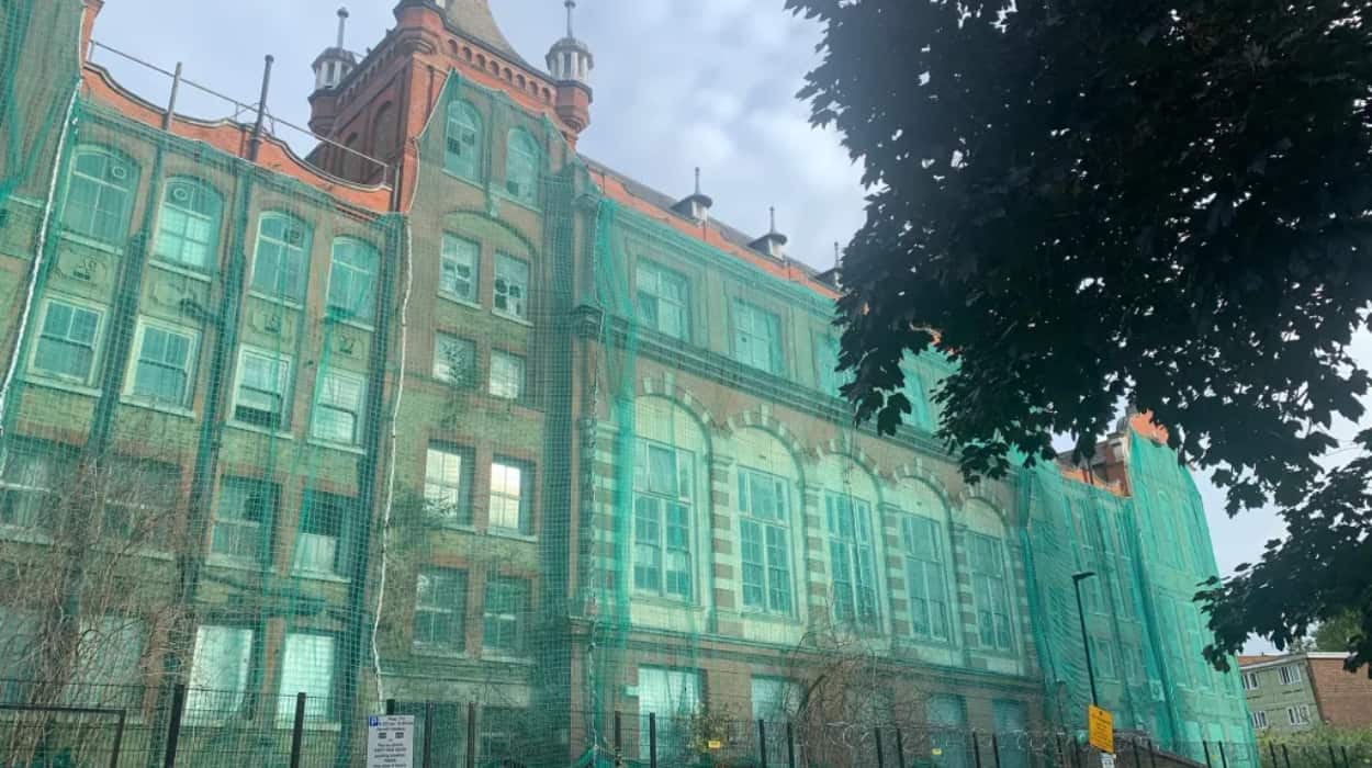 Lambeth to sell derelict school as financial crisis deepens