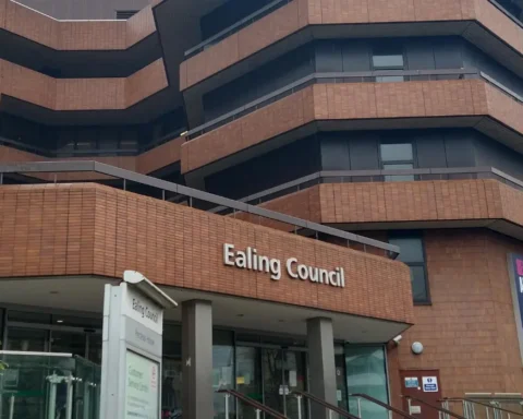 Late-night Ealing sushi bar approved amid objections