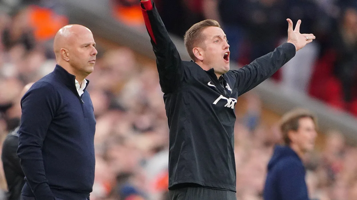 Liverpool set-piece coach Aaron Briggs leaves amid defensive challenges