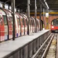 London Victoria line suspension causes major Tube chaos during rush hour