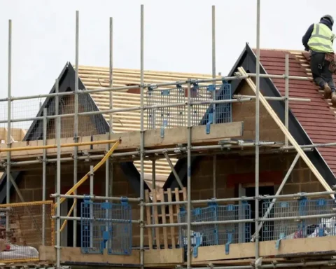 London house prices £21,000 higher due to slow housing supply