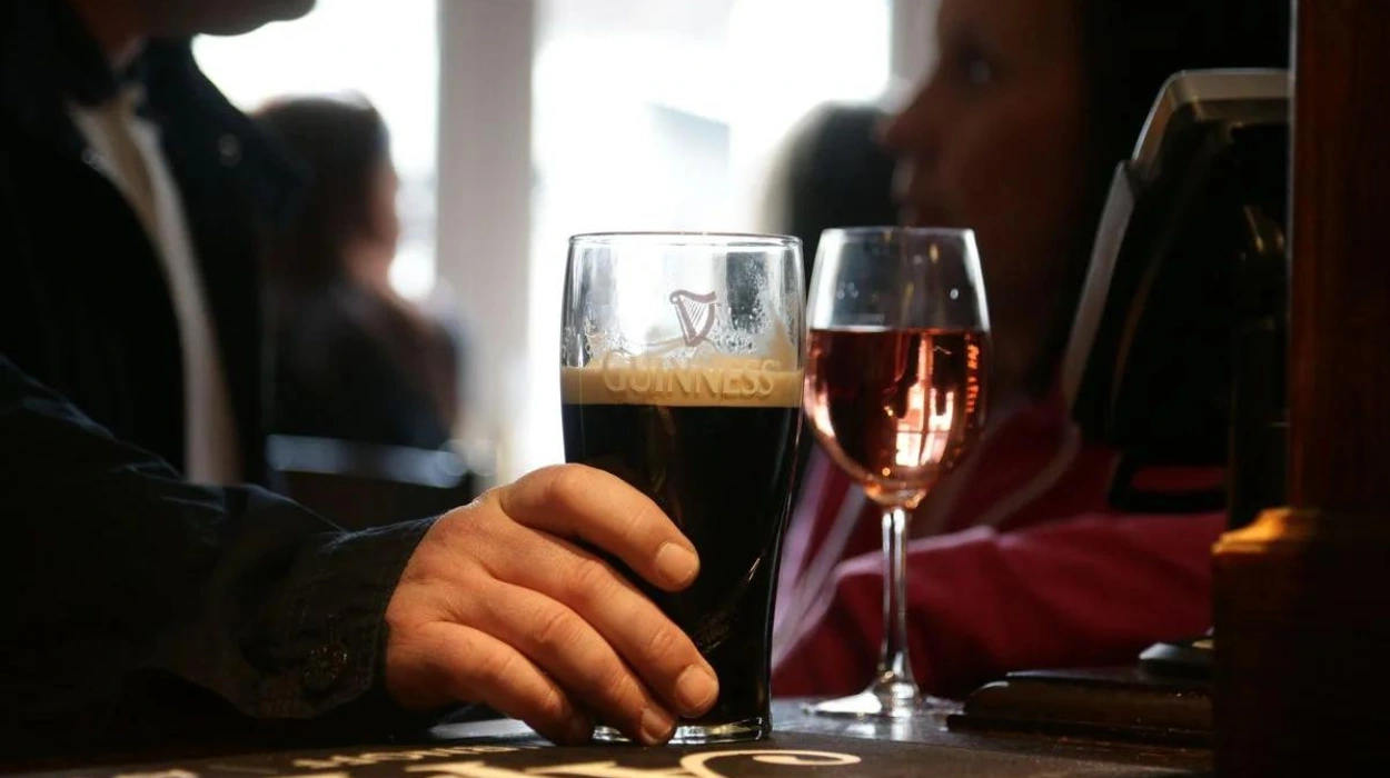 London loses 40 pubs