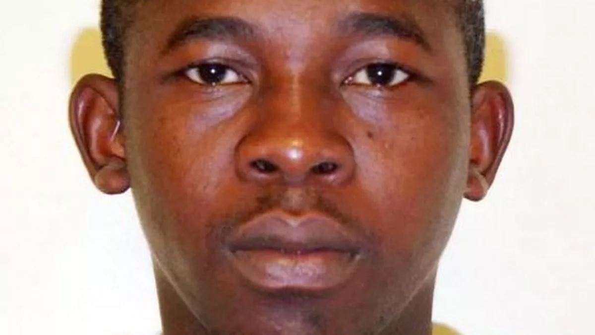 London tube bomb plotter released early and deported