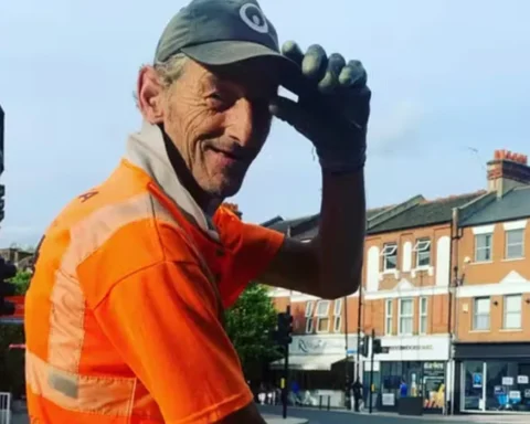 Londoners raise £3,000 for road sweeper's holiday