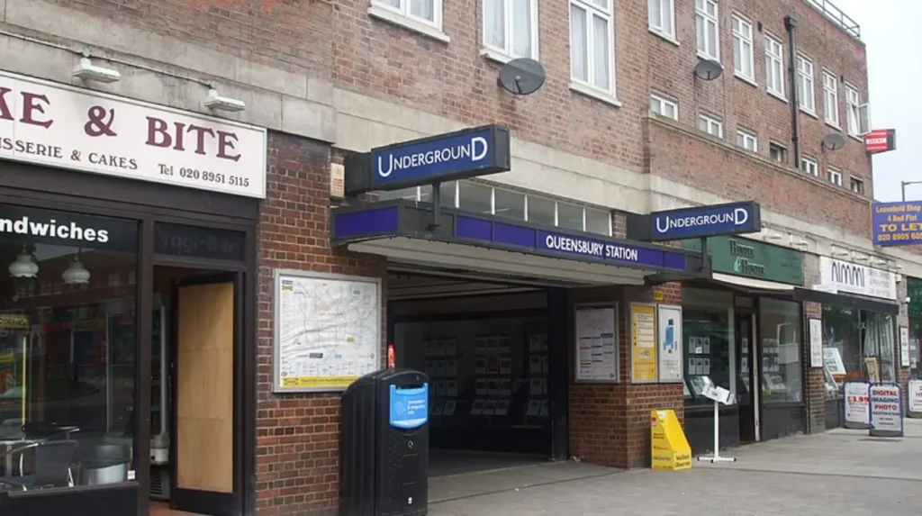 Man arrested in Queensbury after officer assaulted