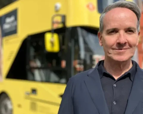 Manchester launches all-night bus service for night workers