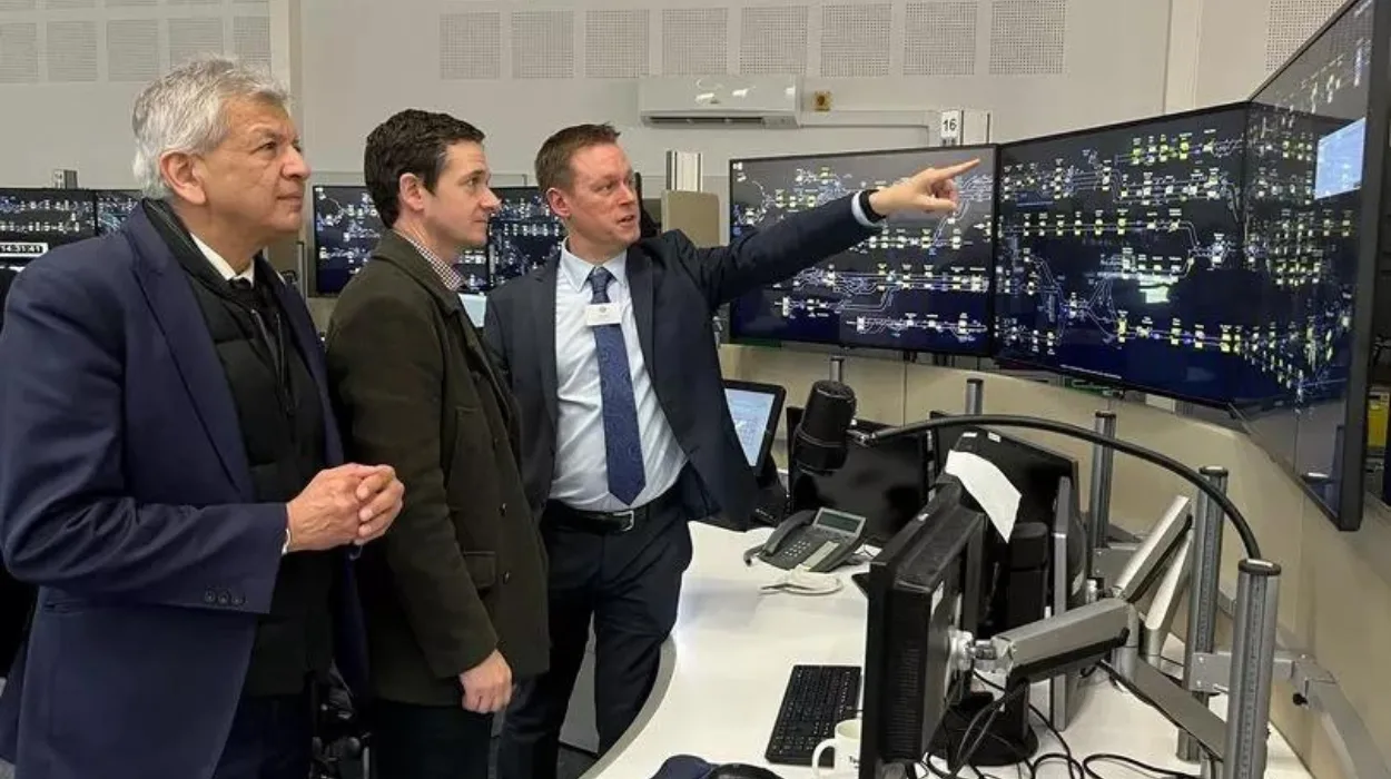 Mayor Sadiq Khan provides update on TfL cyber attack