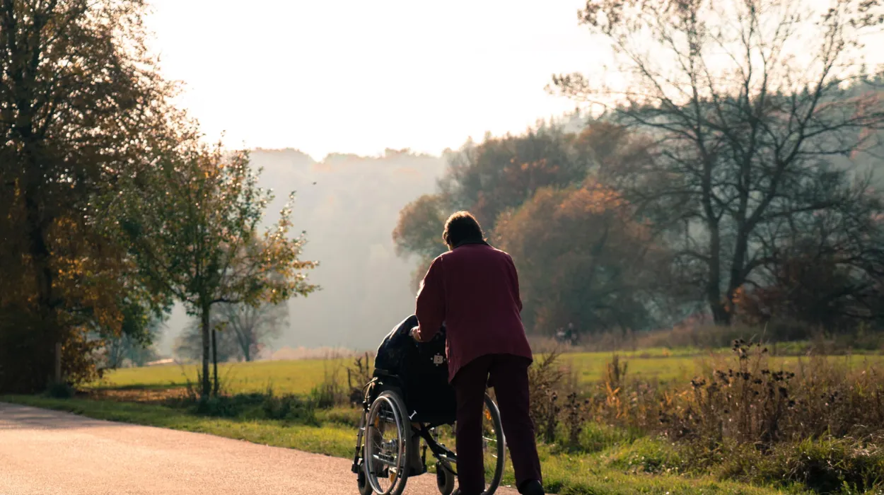 Ministers set aside £75m to fix failures that caused carer’s allowance crisis