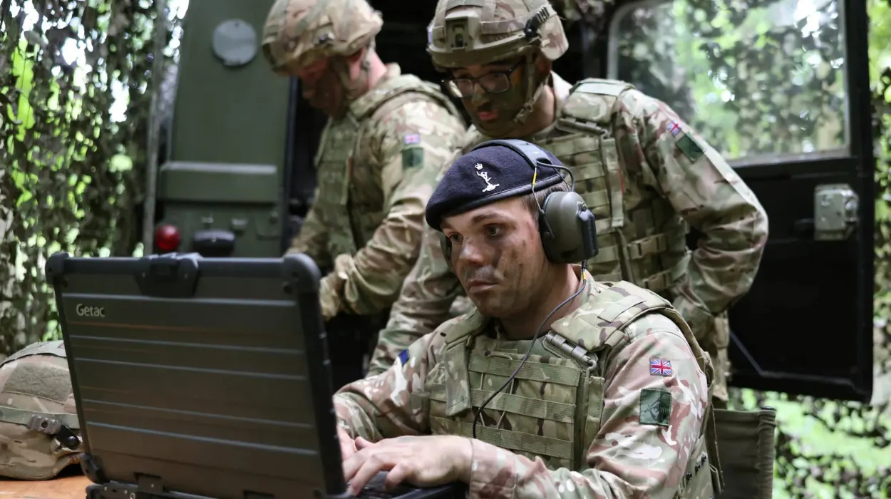 MoD funds £182m cyber sixth forms to strengthen defence