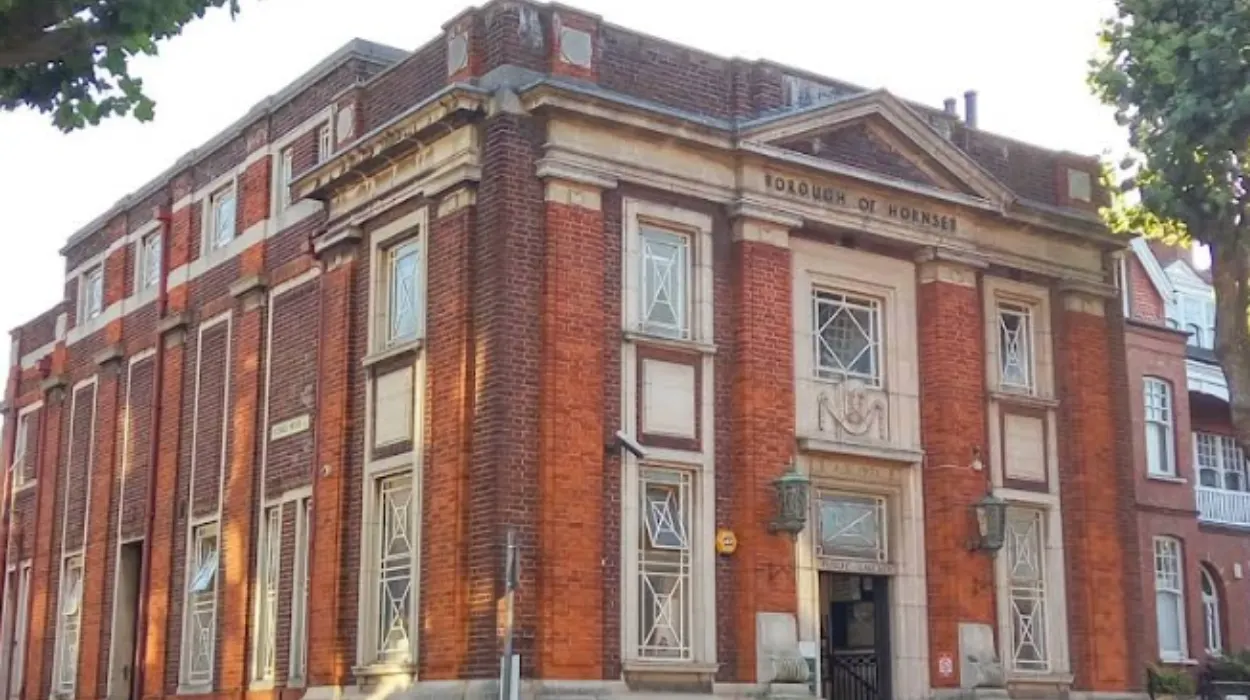 Muswell Hill Library in Haringey reopens after 2-year refurbishment