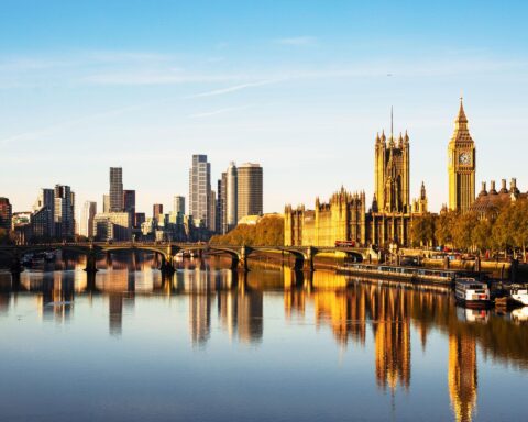 UK Parliament debate breaking news as Starmer faces pressure over Mandelson vetting controversy