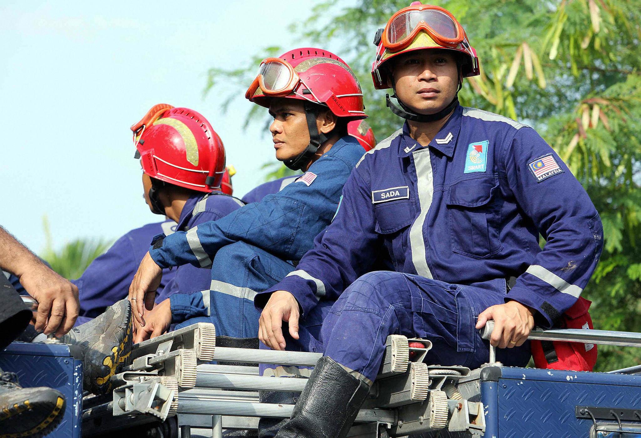 Homes destroyed as Indonesia natural disaster devastates hillside communities