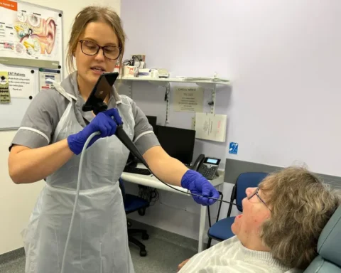 NHS trials new iPhone adapter for cancer detection