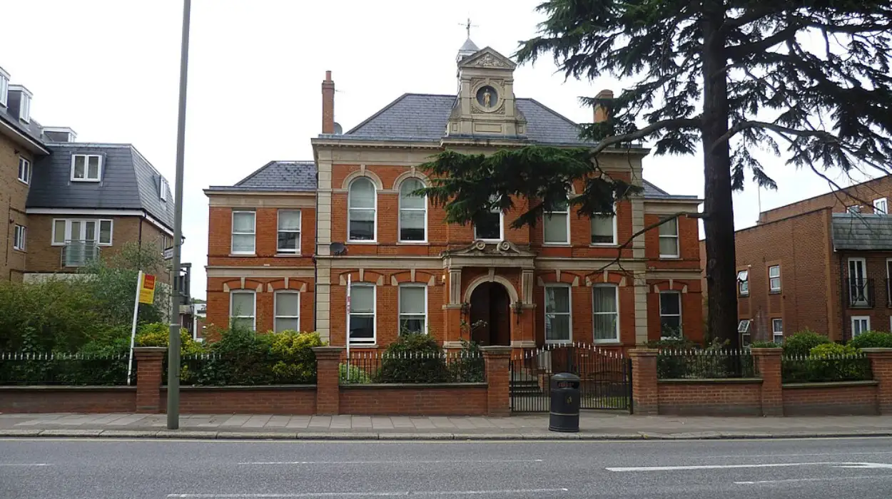 New figures reveal rise of teenage pregnancies Barnet