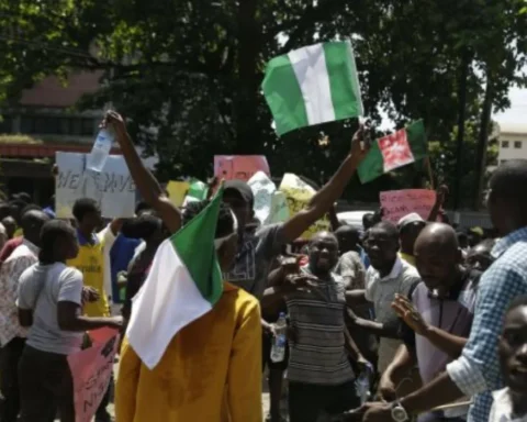 Nigeria unrest Protesters ‘shot dead’ in Lagos