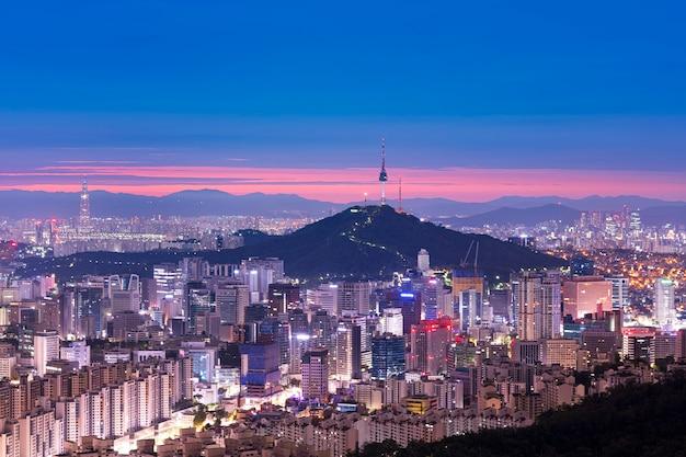 Artificial intelligence chip demand increases focus on Samsung labor dispute in 2026