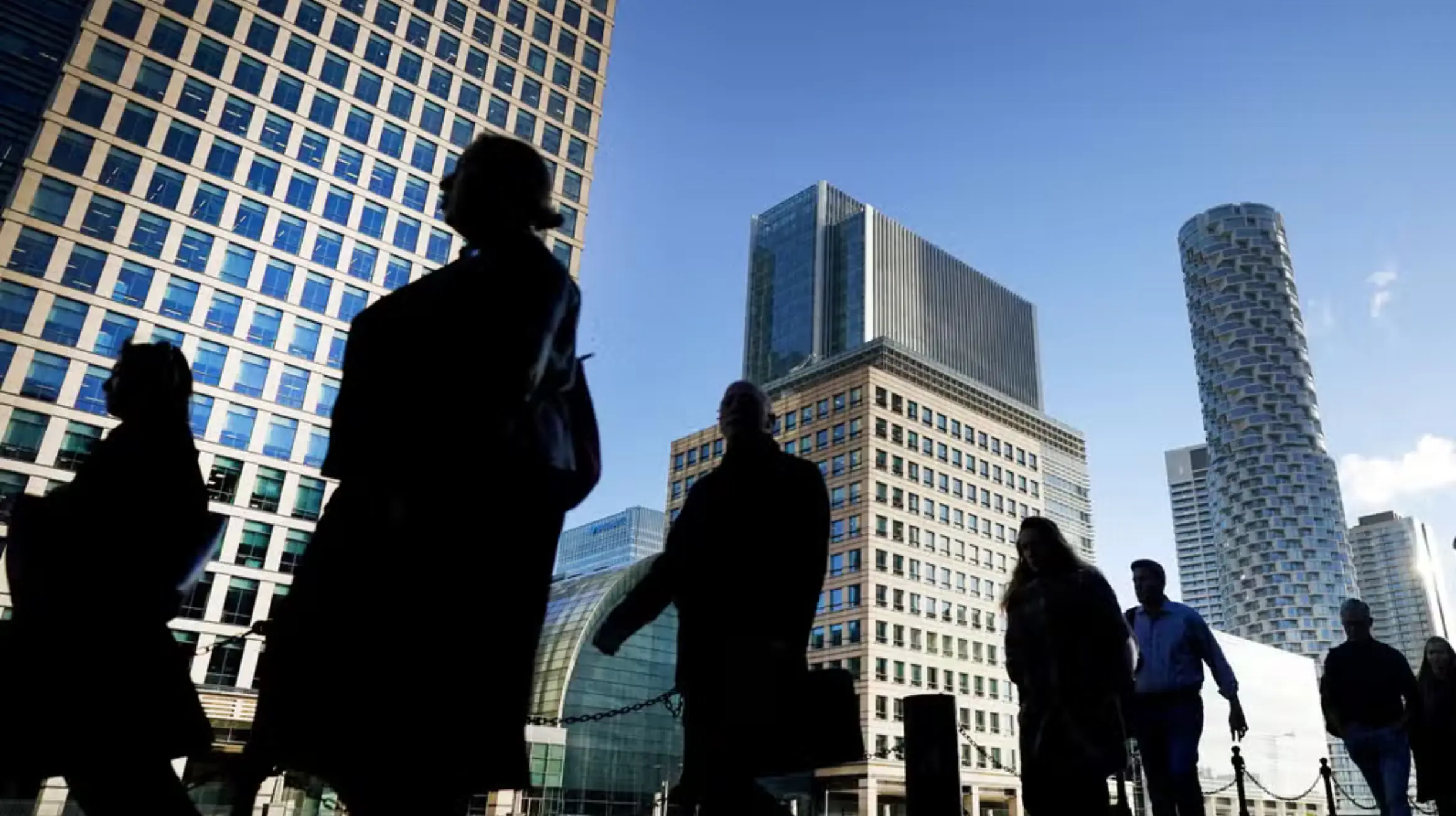 _OECD Forecasts UK to Be G7's Lowest Performer Next Year